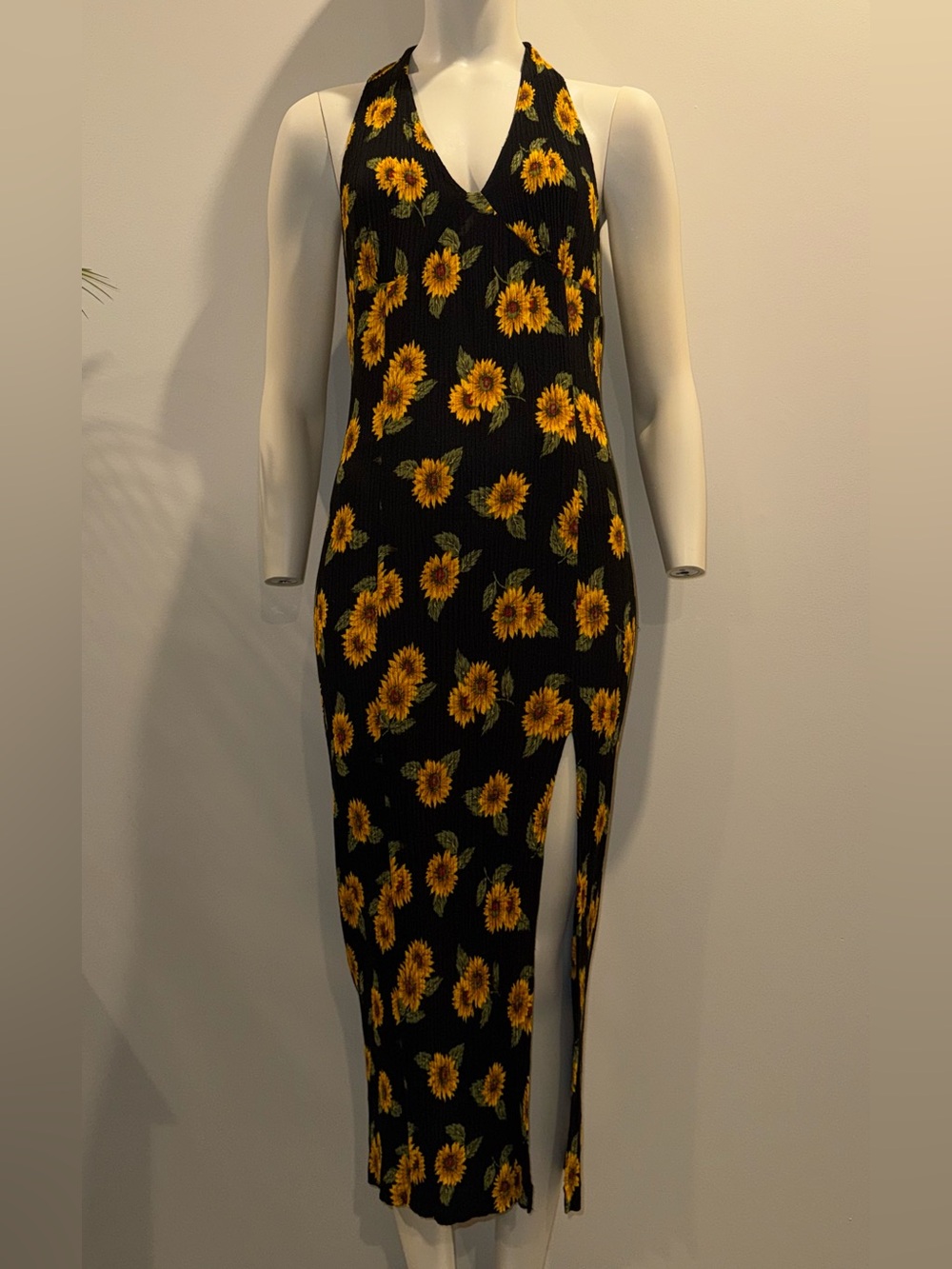 Vintage Ms Choice Sunflower Print Halter Summer Dress